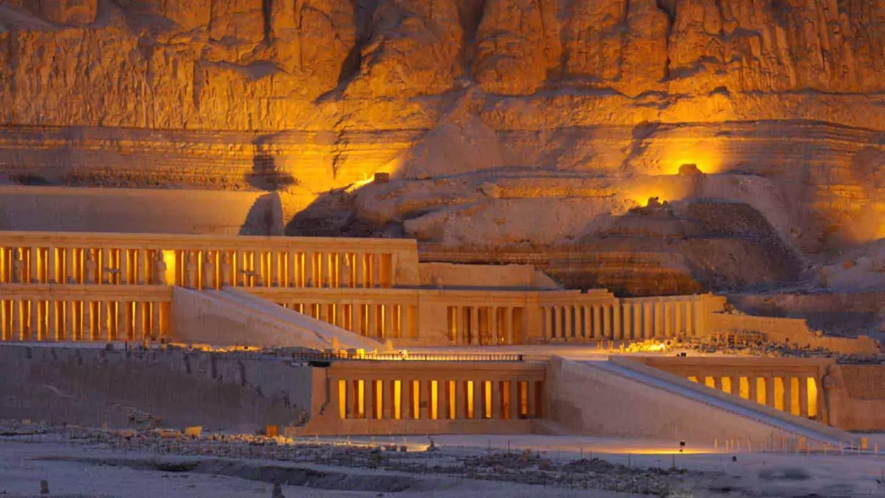 Dendera Temple and Luxor West Bank Tour from Safaga Port
