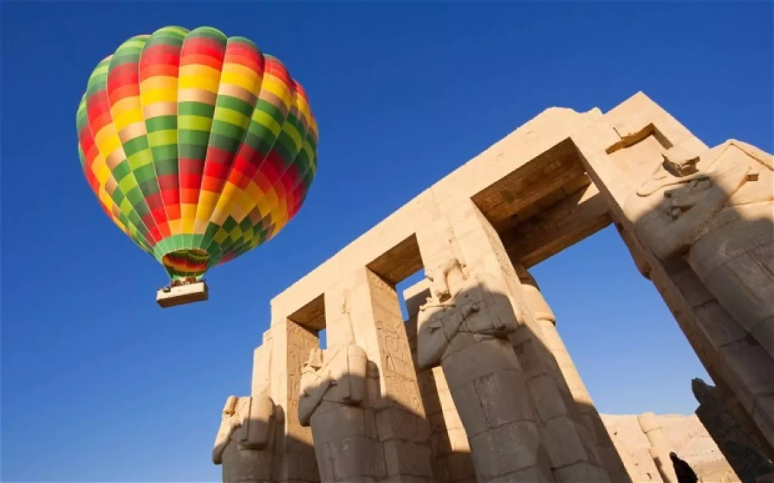 Paseo en globo aerostático en Luxor
