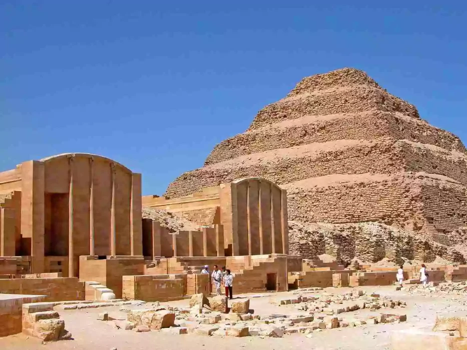 Excursión de un día a las pirámides de Giza, Sakkara y Memphis