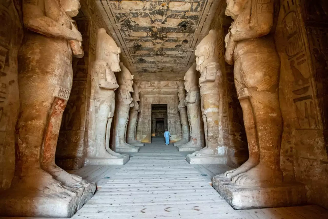 Tour a Abu Simbel y Alta Presa