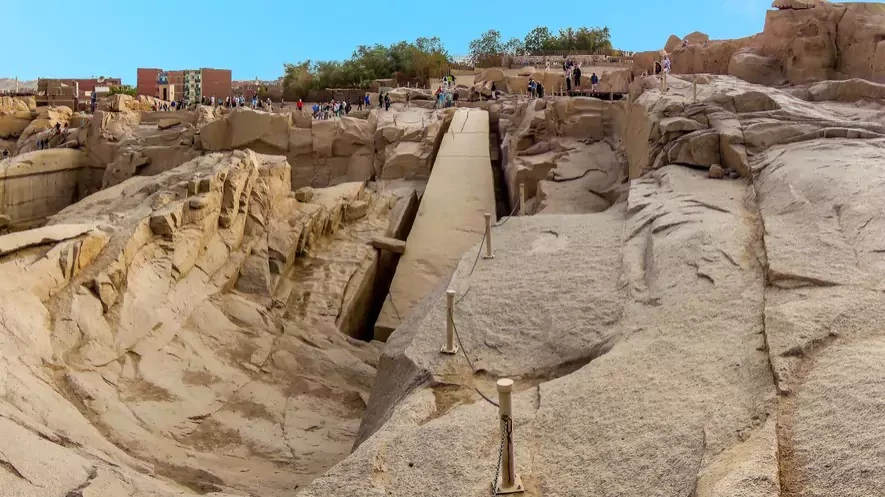 Tour por el templo de Philae, la presa alta y el obelisco inacabado