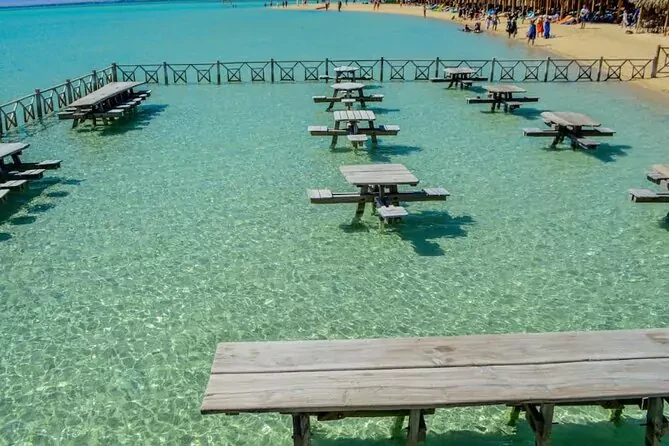 Viaje de snorkel a la isla Mahmya desde la bahía de Makadi