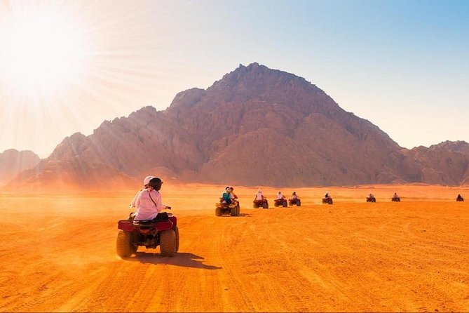 Aventura de safari en el desierto en la Tierra de la Majestuosa Arena: Egipto