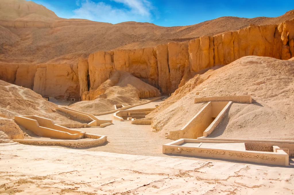 12 Days in Cairo, Luxor and Aswan with Dahabiya Luxury tour