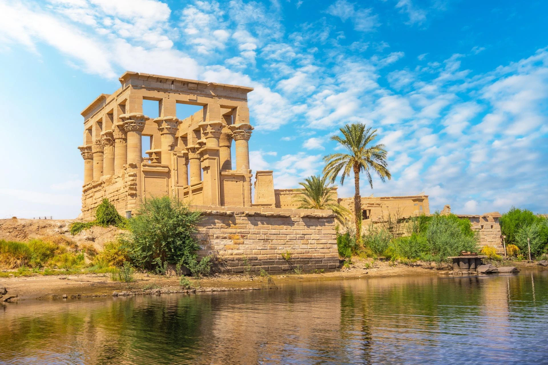 12 Days in Cairo, Luxor and Aswan with Dahabiya Luxury tour