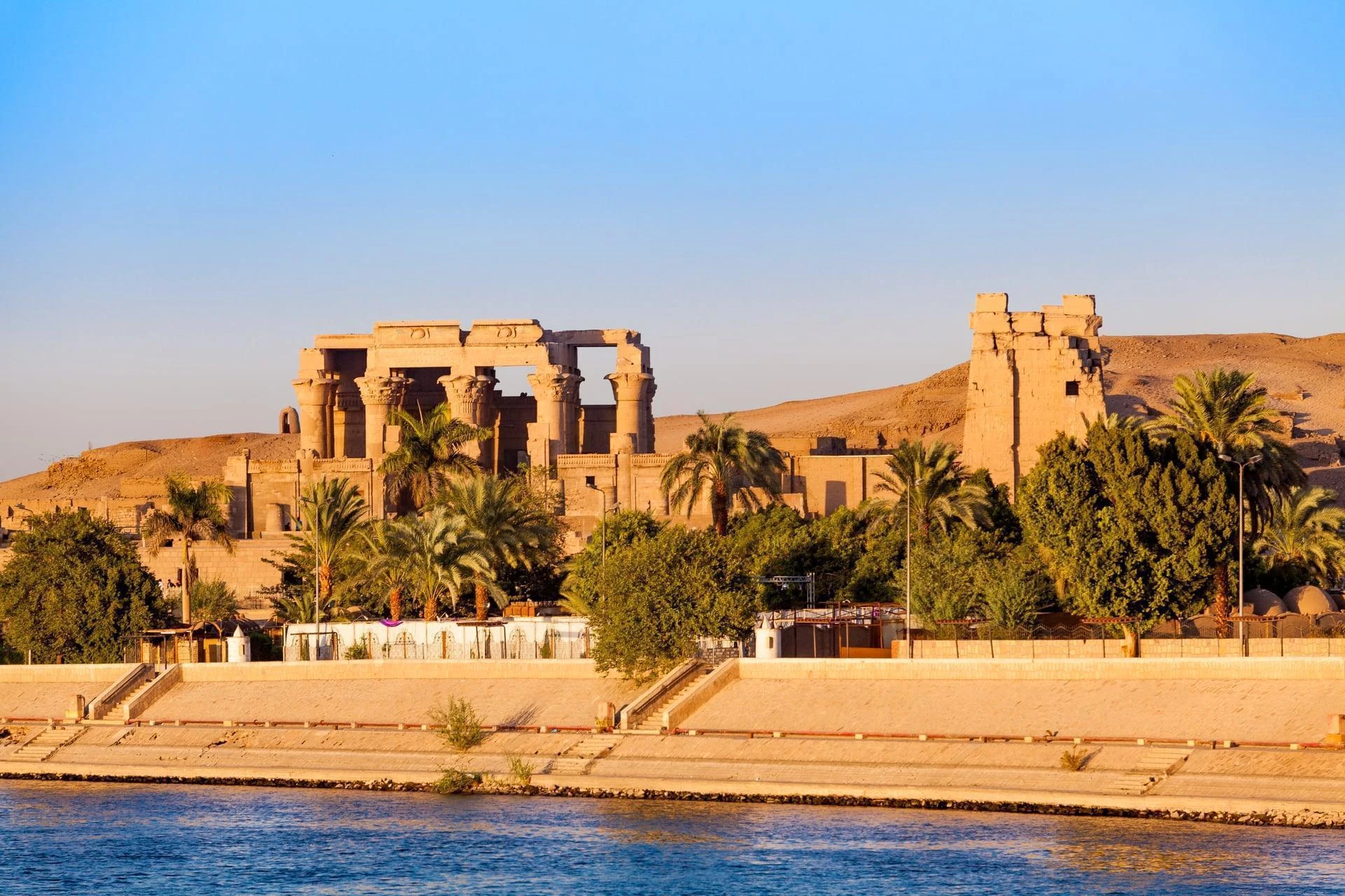 5 days Nile Cruise Christmas Holiday