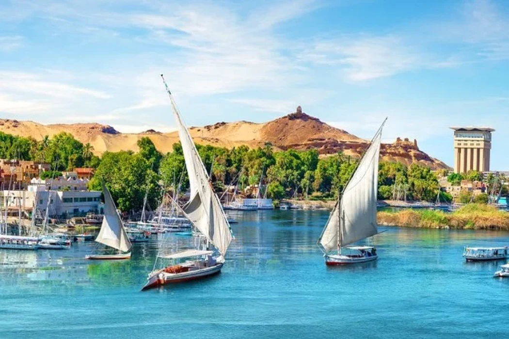 Tour Clásico de 8 Días / 7 Noches en El Cairo, Luxor, Asuán